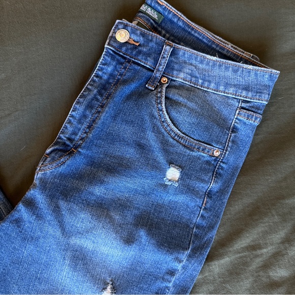 High Rise Ripped Jeans - Picture 3 of 8